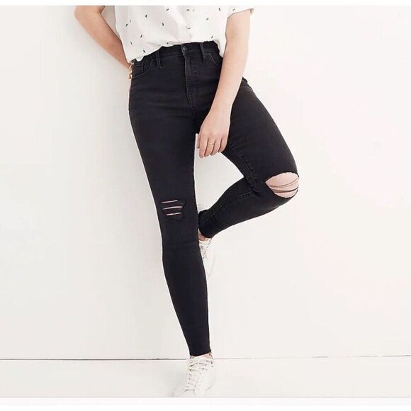 MADEWELL Skinny Jeans Womens Petite 27P Black Mid-Rise Stretch Rip Knee H3149 - Picture 1 of 10